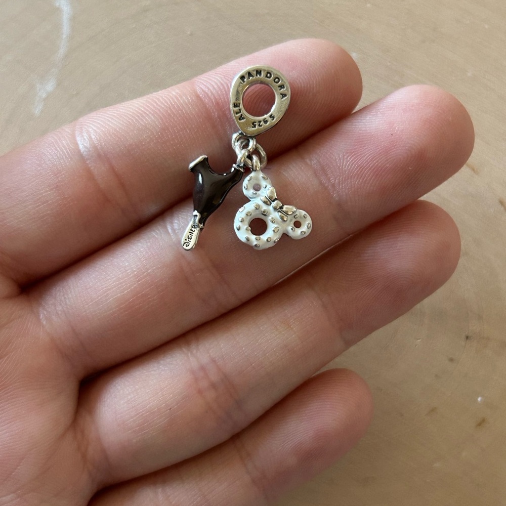 Pandora Disneyland Sweet Treats Charm